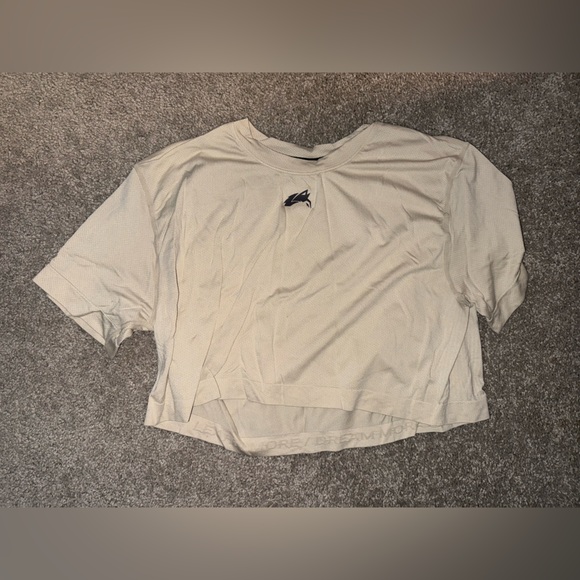 Alphalete Tops - Alphalete Cream Short Sleeve Tee